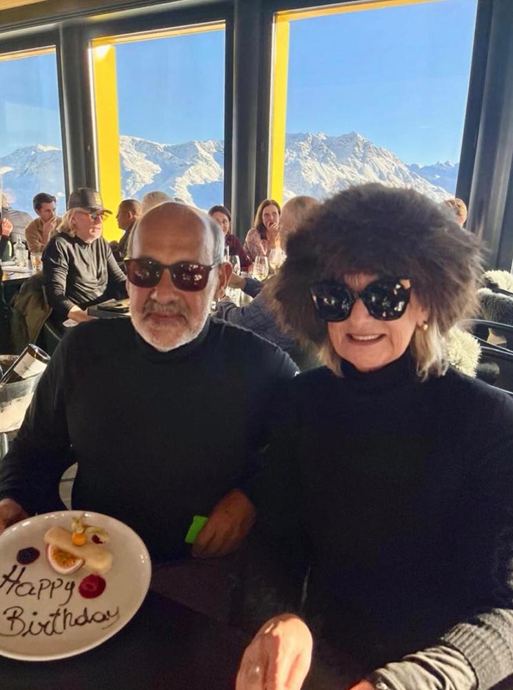 O aniversariante Moisés Nader com sua esposa Gracinha