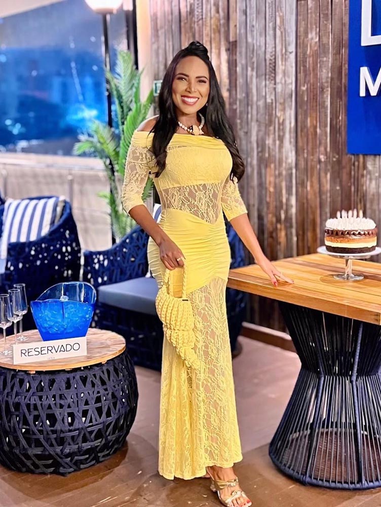 A aniversariante Karla Farias