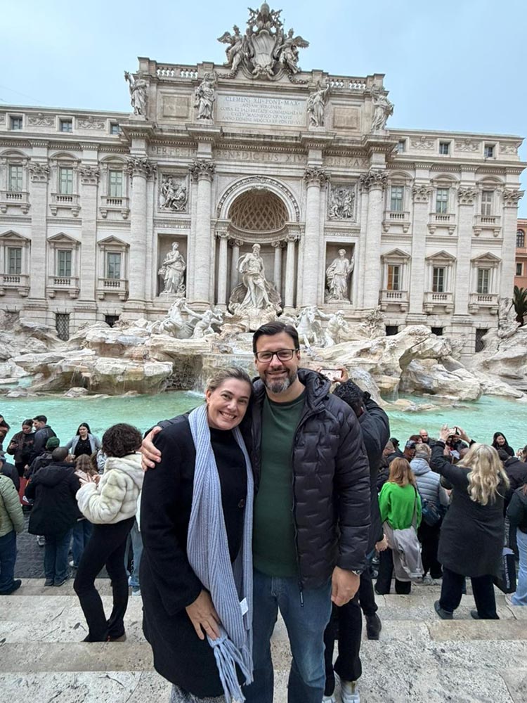 Na Fontana Di Trevi