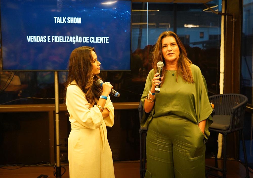 Elayne com Mauriceia Oliveira