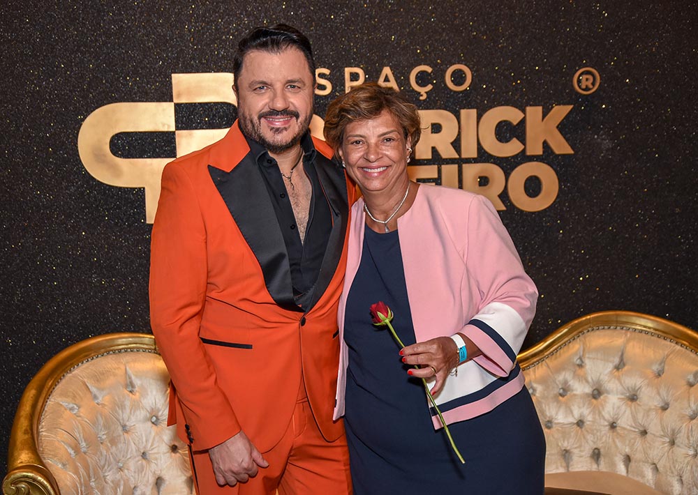 Maurício Manieri e Rose Garcia que veio de SP para assistir o show
