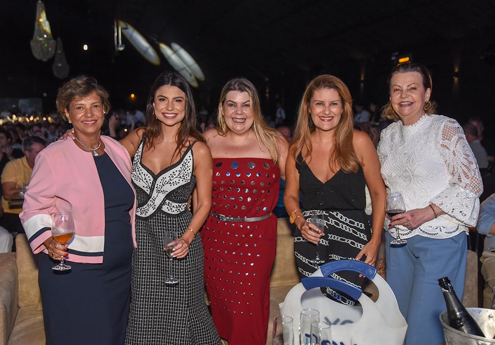 Rose Garcia, Amanda Martins, Fernanda Prates, Juliana Costa e Carmen Prates