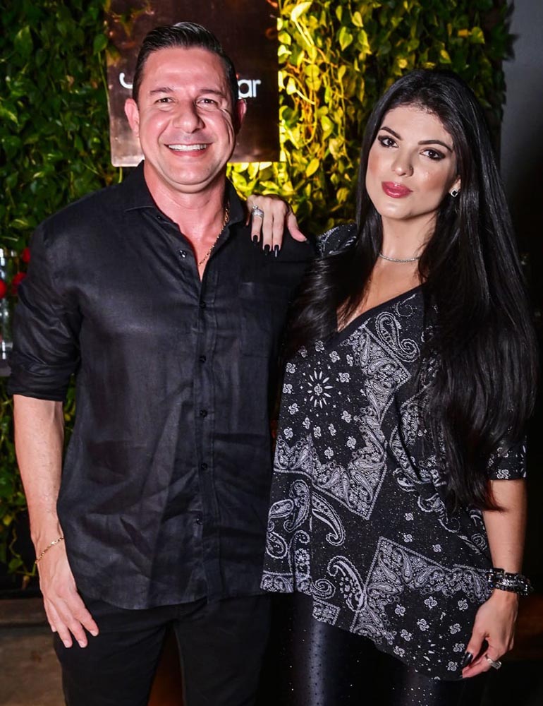 Renato Lima Silva e Jeniffer Gorza Lima