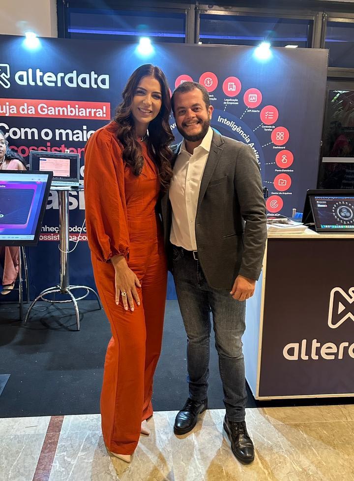 Mônica Porto e Hugo Dias