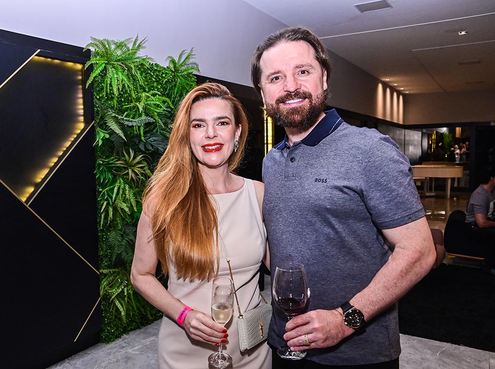 Neia Victoria e Bruno Borlott