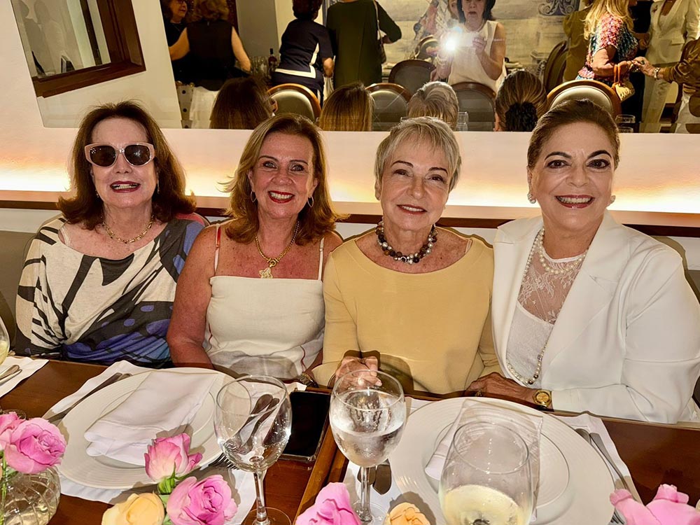 Diana Murad, Nazaré Miranda, Elia Marli Lucas e Letícia Pernambuco