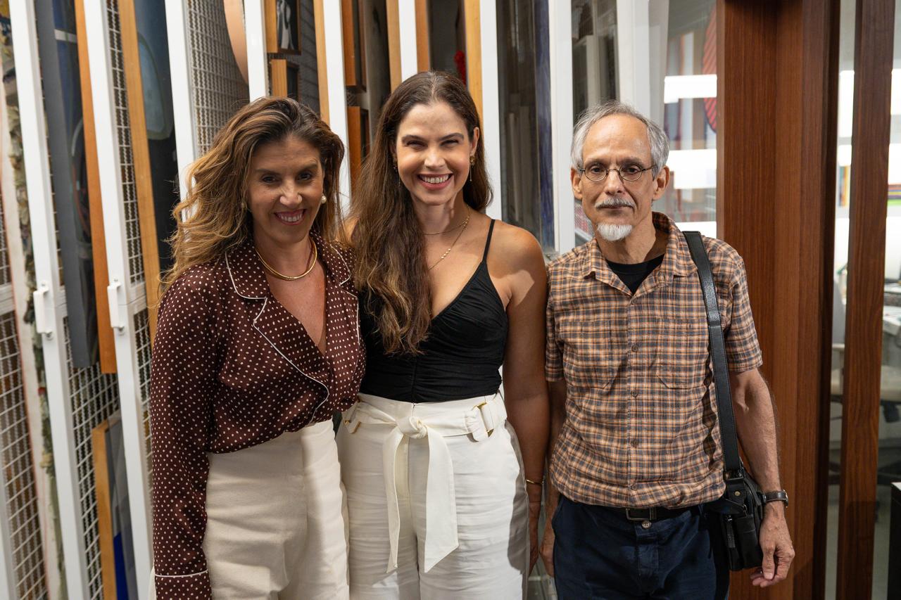 Lara Brotas, Carol Avanza e Lincoln Dias