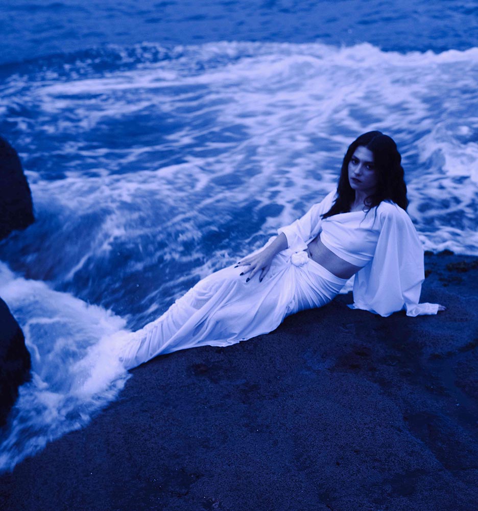 Artista Luiza Pastores. Majest _ Foto de Lucas Henrique Soares dos Santos
