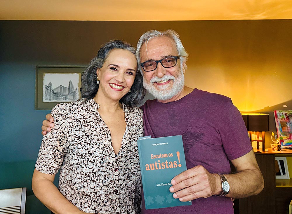 Bartyra Ribeiro de Castro recebe Ruy Perini no lançamento do livro Escutem os Autistas!