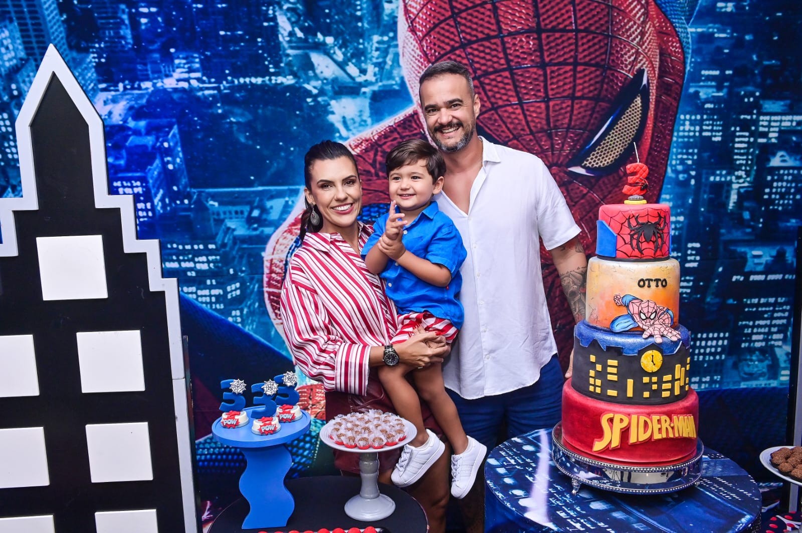 Yana Lorentz e Eduardo Lobato com Otto