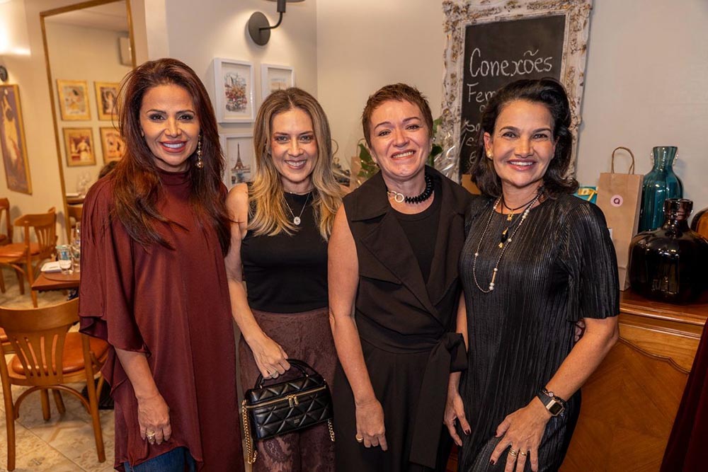 Vivi Anselme, Gisa Rezende, Adriana Delmaestro e Maristela Dib