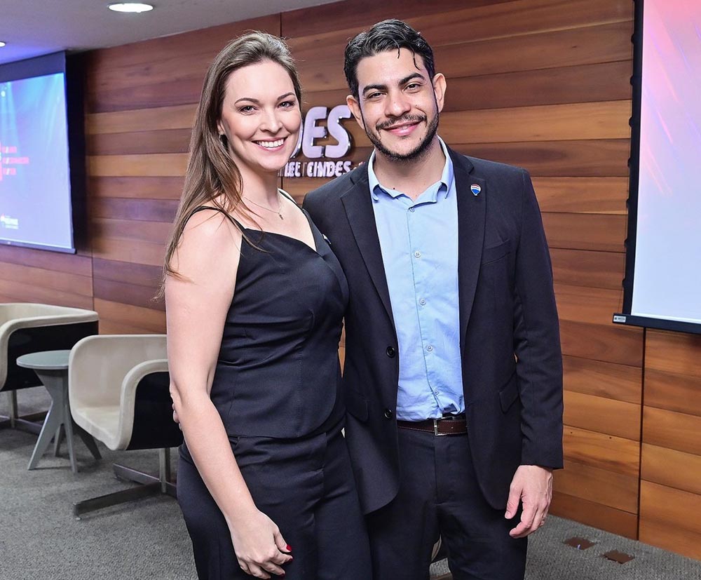 Jessika Kossmann e André Rodrigues