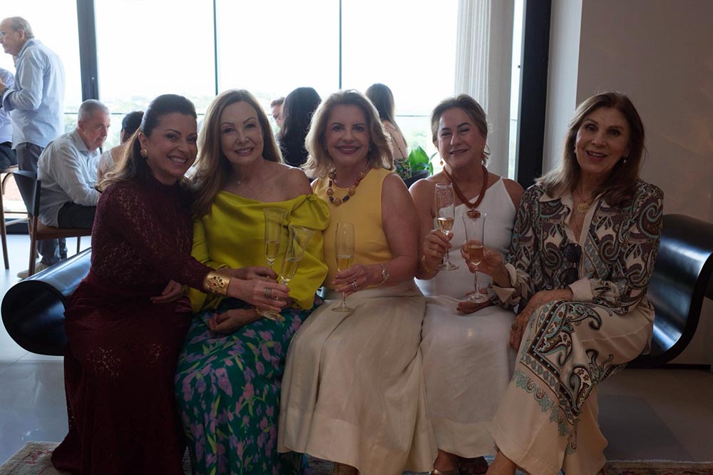 Juliana Rambalducci, Dalila Peixoto, Edilene Rambalducci, Maria Emília Brito e Wanda Alckmin