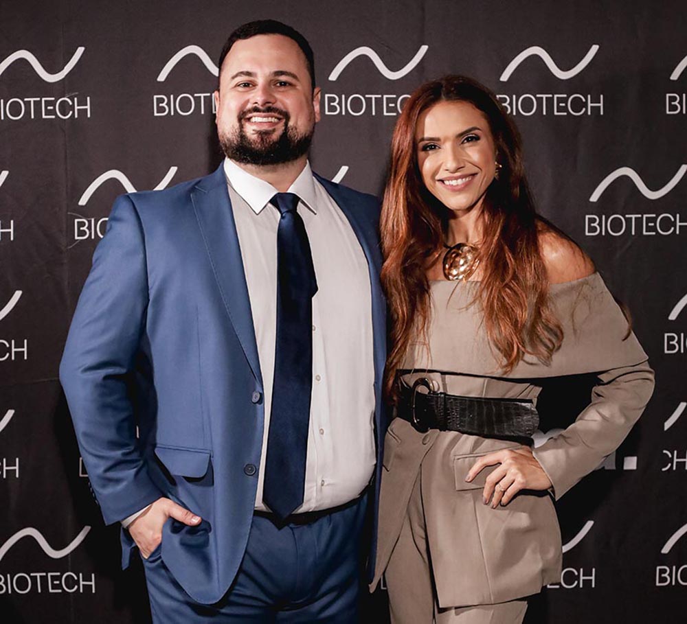 Os empresários e advogados Kleber Medici e Mirella Auer à frente do Studio BioTech, novo empreendimento na Enseada do Suá