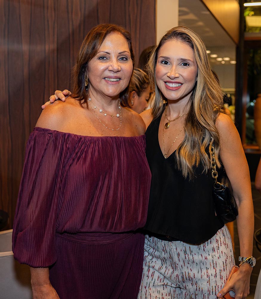 Marluci Eiras e Thanndra Torres