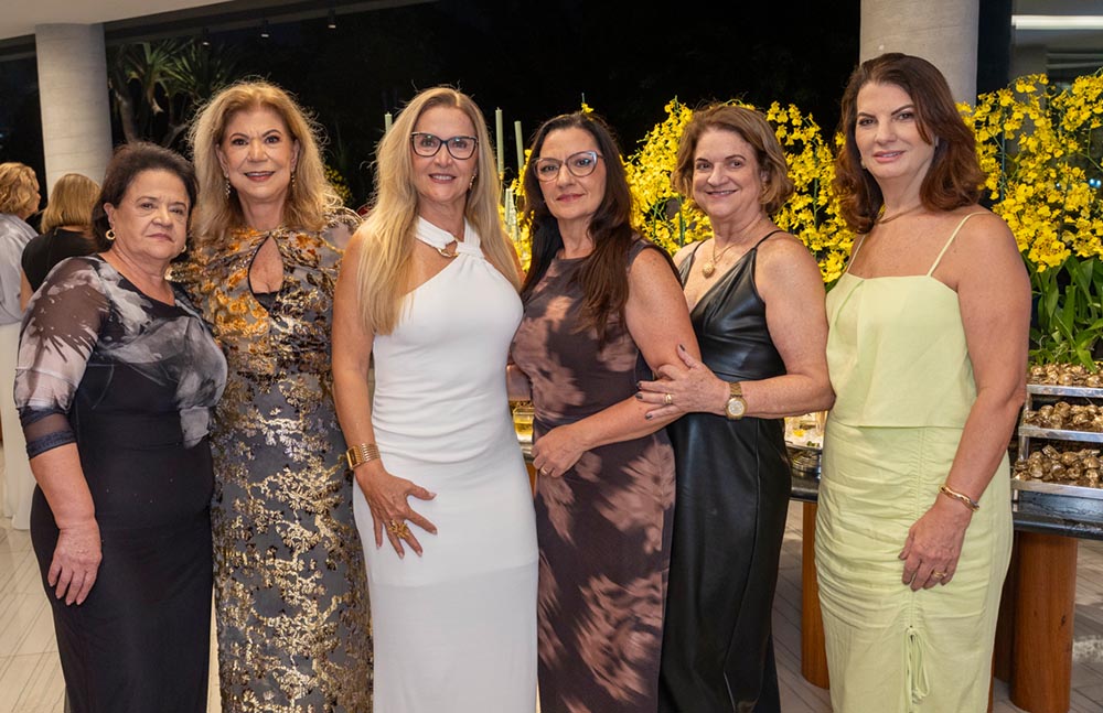 Valeria com amigas de Castelo