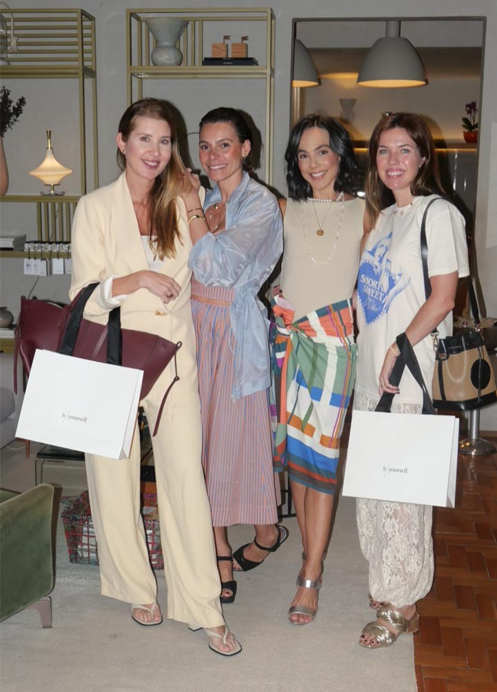 Isabella Redighieri, Carol Soto, Carol Neves, Enza Camata