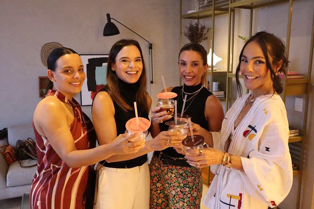Alice Fernandes, Bruna Pin, Gabi Marconi, Carol Neves