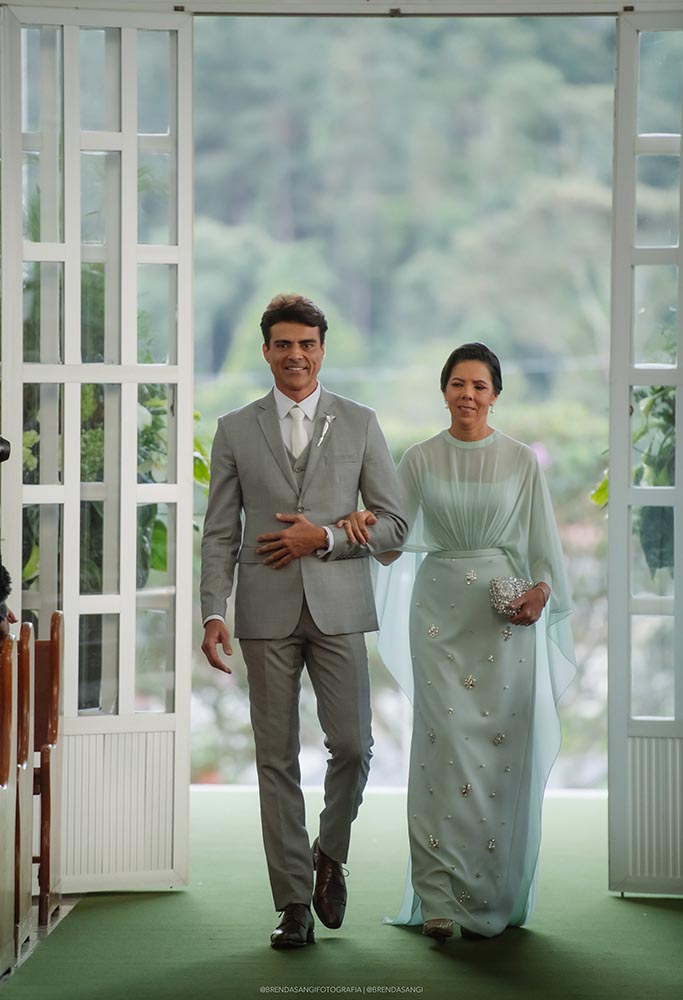 O noivo com sua mãe, Adelaide Maria Novaes Tenisi